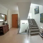 Luxury 4 Bedrooms Pool In Marisol Apartmán