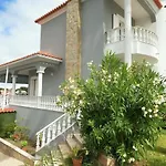 Luxury 4 Bedrooms Pool In Marisol