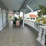 Luxury 4 Bedrooms Pool In Marisol * Corroios