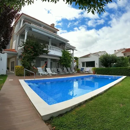 Luxury 4 Bedrooms Pool In Marisol *