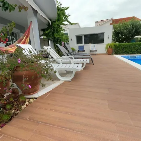Apartamento Luxury House With 4 Bedrooms & Pool In Marisol *