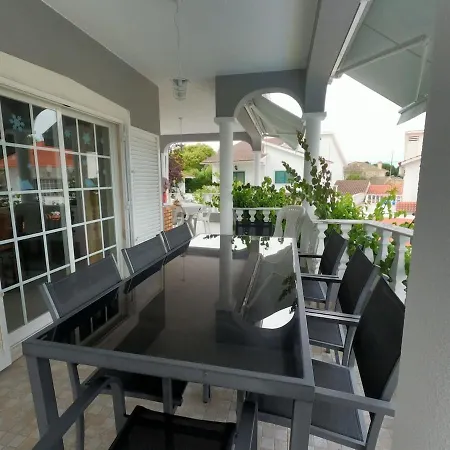 Luxury 4 Bedrooms Pool In Marisol Apartment Corroios