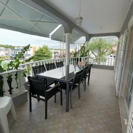 Luxury 4 Bedrooms Pool In Marisol *