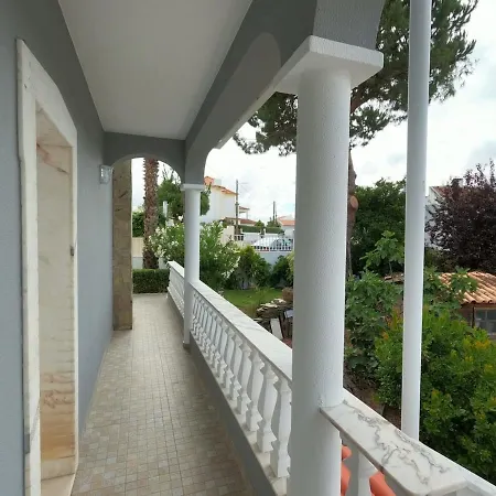 Luxury House With 4 Bedrooms & Pool In Marisol Apartamento Corroios